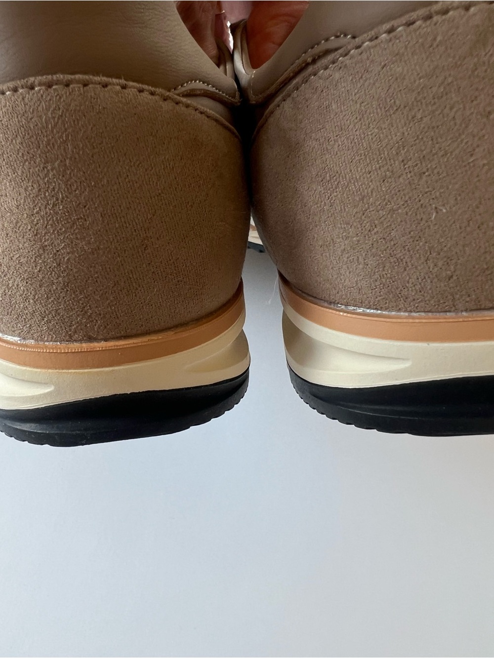 Madden Girl Jumper Taupe & White Women's Retro Casual Trainer Sneakers SZ 8.5 - Picture 14 of 15